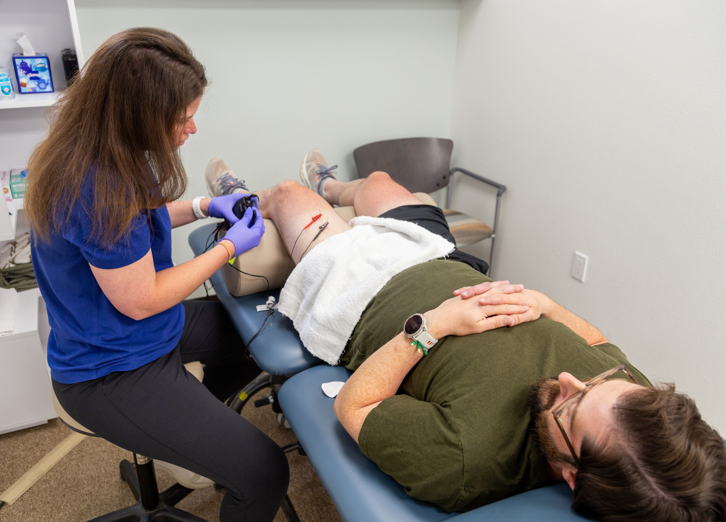 electrical-stimulation-homepage-banner-langford-sports-physical-therapy-albuqerque-nm